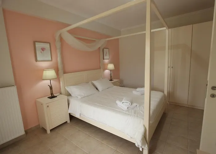 Olivastro Lefkada City